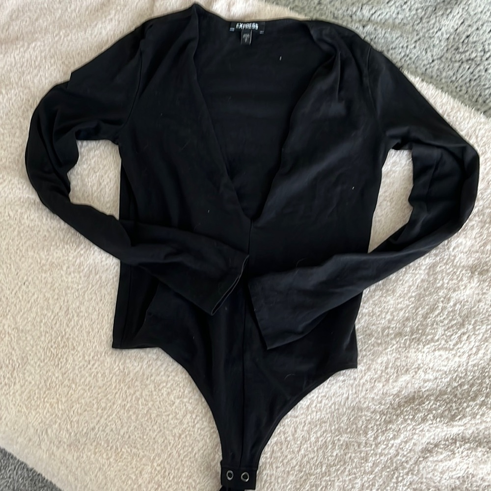 Long sleeve black body suit